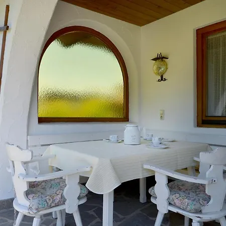 Haus Alexander *